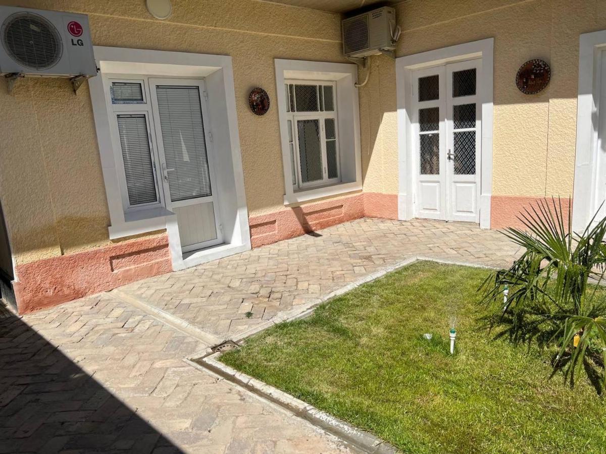 Guest House Han Samarkand Bagian luar foto