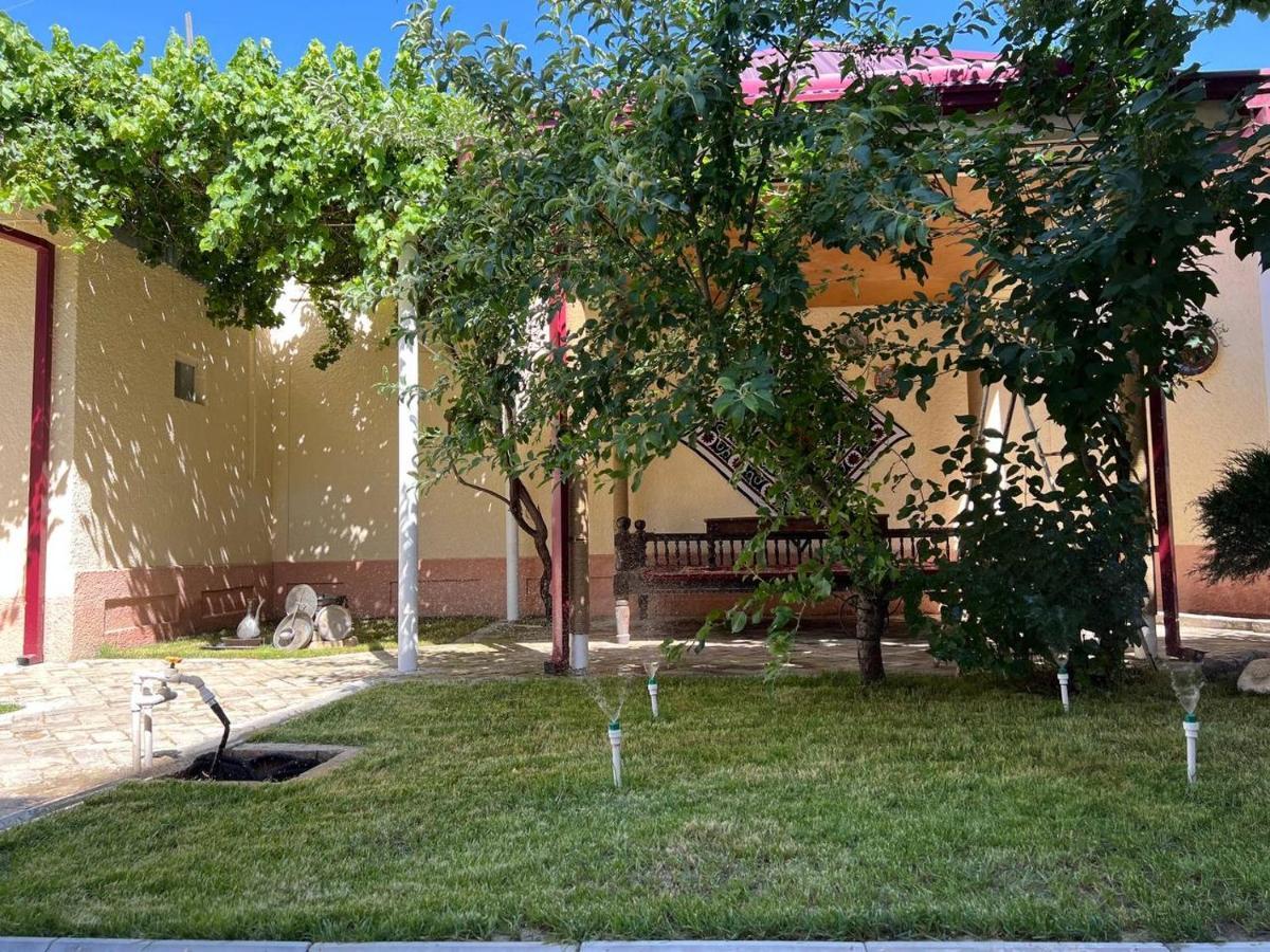 Guest House Han Samarkand Bagian luar foto
